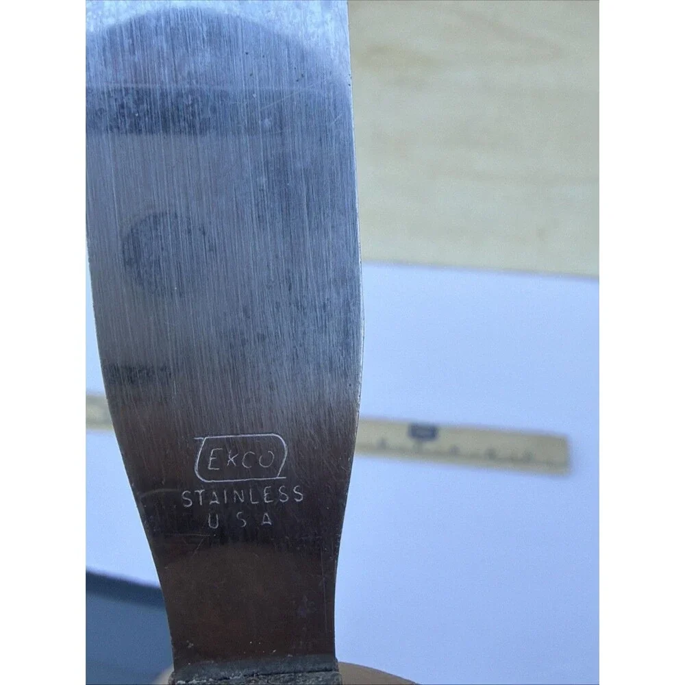 VTG EKCO Icing Knife Cake Batter Spreader Wood Handle 7-5/8